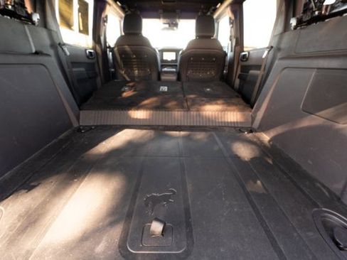 Used 2023 Ford Bronco Big Bend image 31