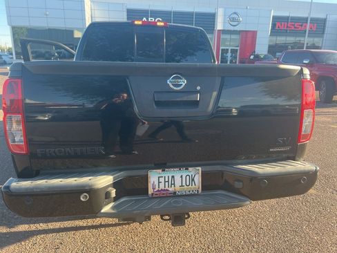 Used 2018 Nissan Frontier SV w/ Value Truck Package image 8