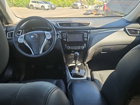 Used 2015 Nissan Rogue SL w/ SL Premium Package FWD image 10