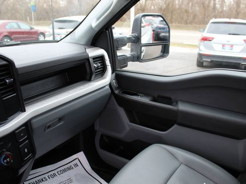 Used 2024 Ford F250 XL w/ Snow Plow Prep Package image 10