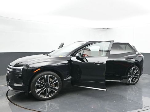 Used 2025 Chevrolet Blazer EV SS w/ Performance Package image 57