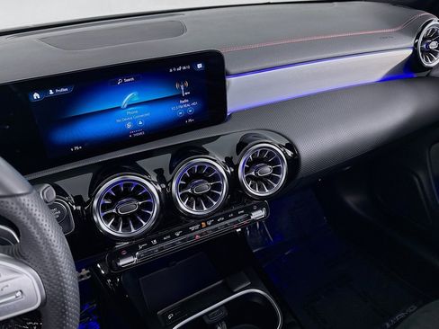 Certified 2022 Mercedes-Benz CLA 250 image 20