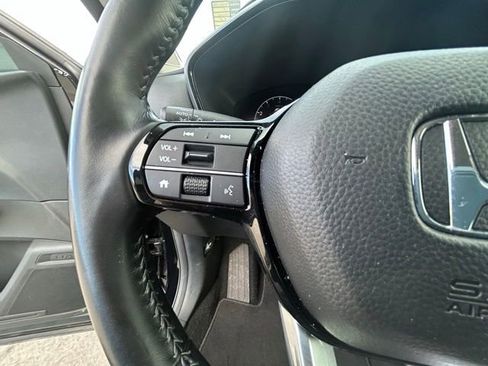 Used 2025 Honda CR-V EX-L image 13