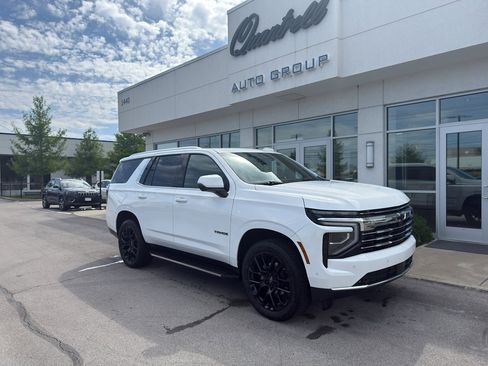 Used 2025 Chevrolet Tahoe LT AWD/4WD image 1