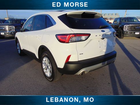 Certified 2021 Ford Escape SE image 8