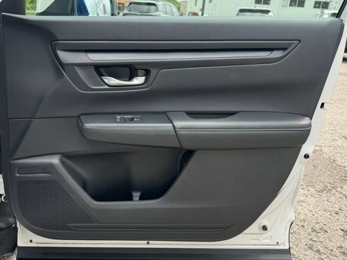 Used 2023 Honda CR-V LX image 20
