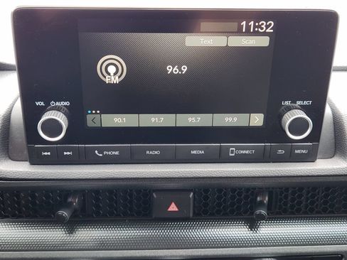 Used 2025 Honda CR-V EX image 17