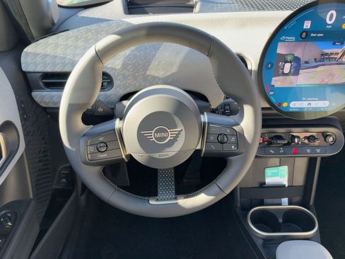 New 2026 MINI Cooper 4-Door Hardtop image 18