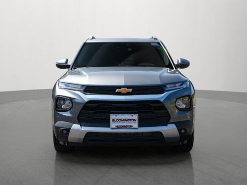 Used 2021 Chevrolet TrailBlazer LT w/ Convenience Package AWD/4WD image 2
