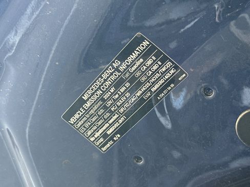 Used 2024 Mercedes-Benz C 300 Sedan image 27
