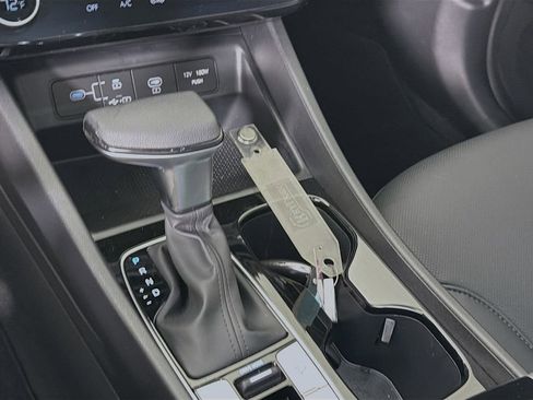 Used 2025 Hyundai Santa Cruz SEL FWD image 20
