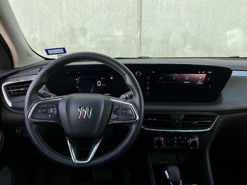 Used 2025 Buick Encore GX Preferred image 12