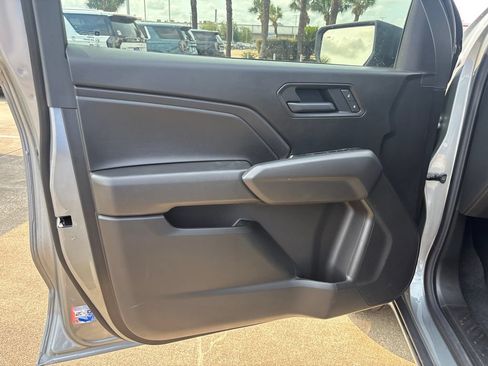 New 2026 Chevrolet Colorado W/T w/ WT Custom Package RWD image 18