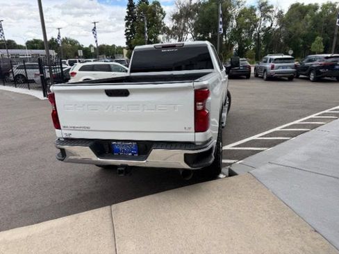 Used 2024 Chevrolet Silverado 2500 LT AWD/4WD image 9