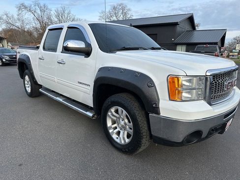 Used 2011 GMC Sierra 1500 SLT image 1