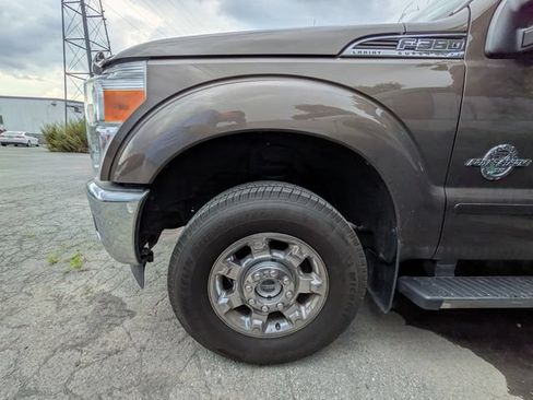 Used 2016 Ford F350 Lariat w/ Chrome Package AWD/4WD image 9