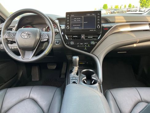 Used 2024 Toyota Camry XSE FWD image 15