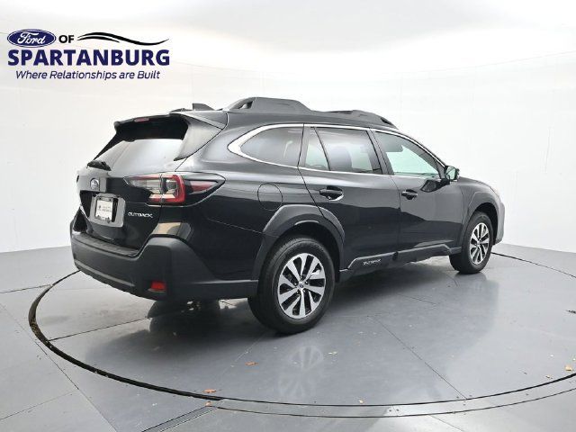 Used 2024 Subaru Outback Premium AWD/4WD image 7