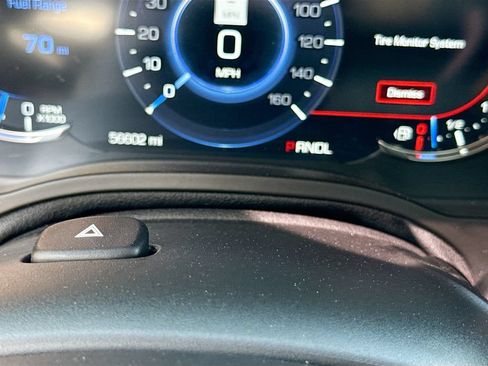 Used 2019 Cadillac Escalade Luxury AWD/4WD image 13