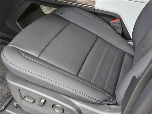 New 2025 GMC Hummer EV 3X w/ Extreme Off-Road Package image 4