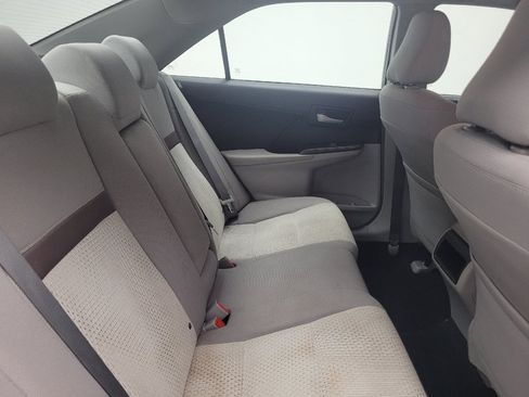 Used 2014 Toyota Camry LE FWD image 19