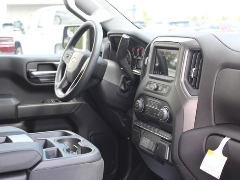 New 2026 Chevrolet Silverado 1500 Custom w/ LPO, Dark Essentials Package AWD/4WD image 28