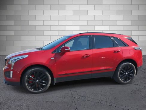 Certified 2023 Cadillac XT5 Sportv w/ Technology Package image 2