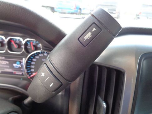 Used 2015 Chevrolet Silverado 2500 LT w/ LT Convenience Package image 53