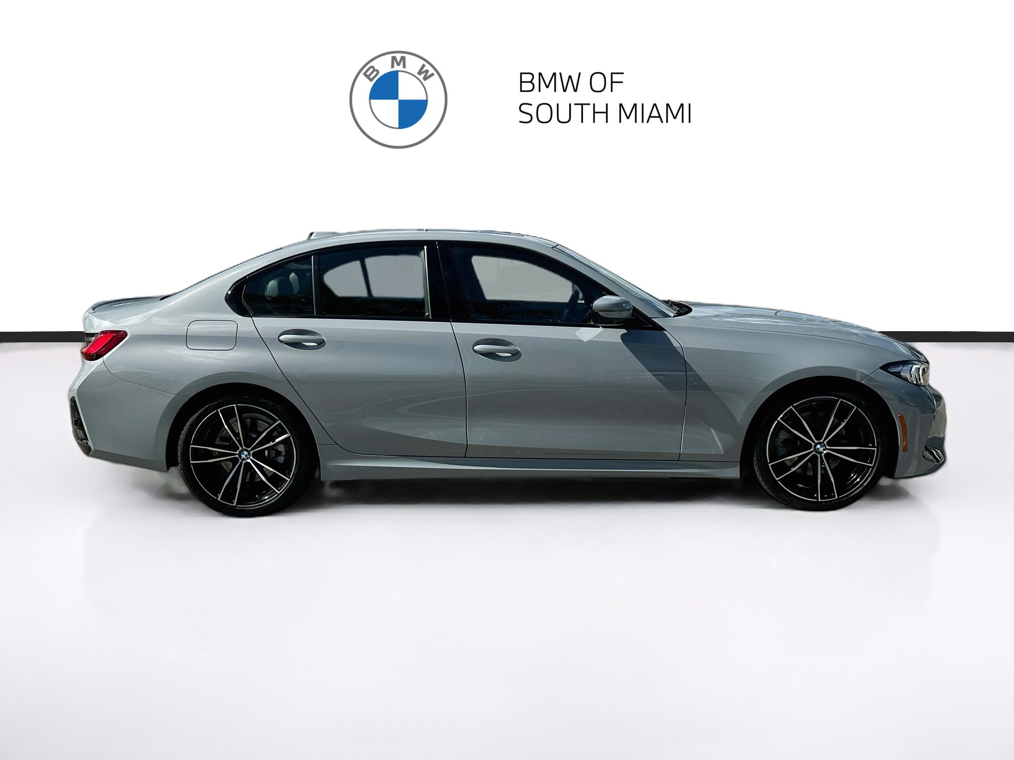 Certified 2023 BMW 330i Sedan w/ M Sport Package RWD image 8