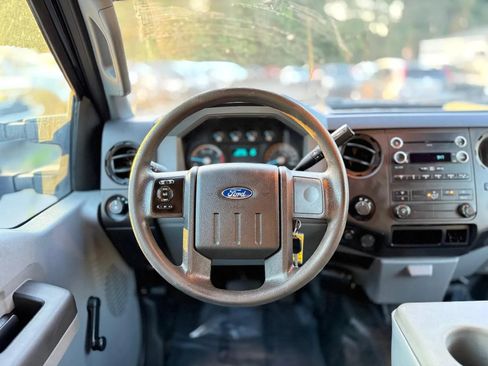 Used 2016 Ford F350 XL w/ XL Appearance Package AWD/4WD image 14