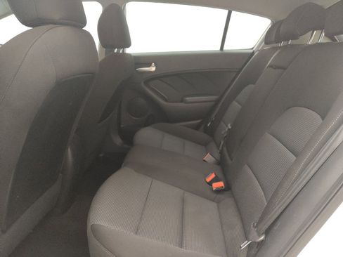 Used 2017 Kia Forte LX FWD image 18