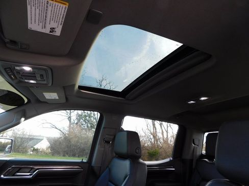 Used 2023 Chevrolet Silverado 1500 LTZ w/ LTZ Convenience Package II image 18