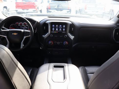 Used 2021 Chevrolet Silverado 2500 LTZ image 16