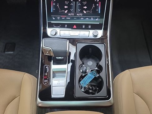 Used 2023 Audi Q7 3.0T Prestige w/ Prestige Package image 27