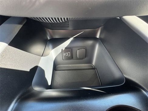 New 2026 Ford Explorer Active w/ Active Comfort Package image 32