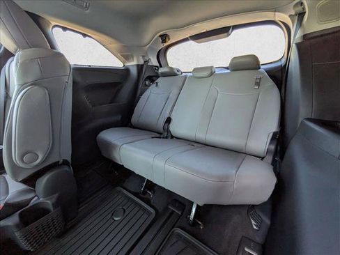 New 2026 Toyota Sienna XLE FWD image 16