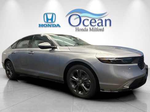 New 2025 Honda Accord EX-L image 7