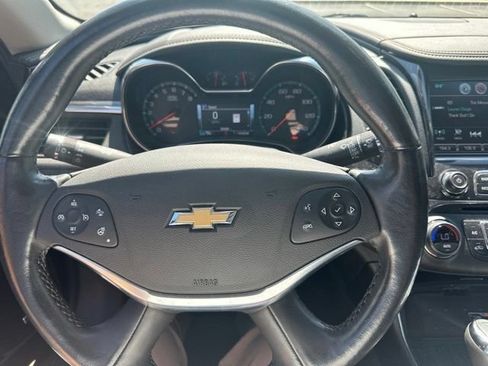 Used 2017 Chevrolet Impala Premier FWD image 2