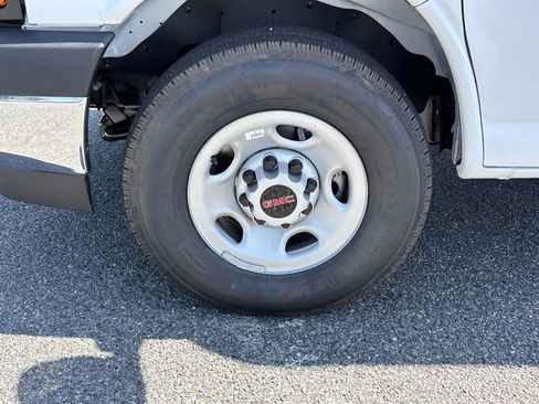 New 2025 GMC Savana 3500 w/ Power Convenience Package image 30