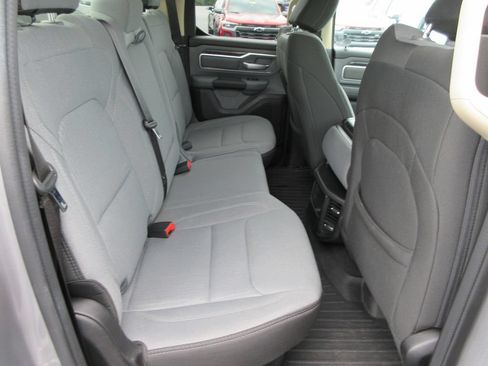 Used 2020 RAM 1500 Big Horn AWD/4WD image 21
