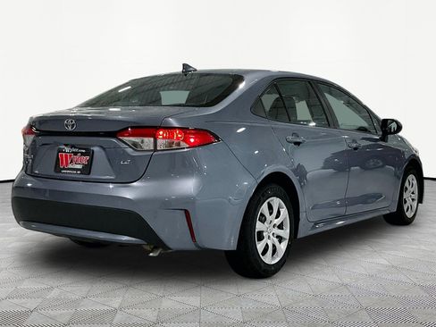 Used 2022 Toyota Corolla LE FWD image 6