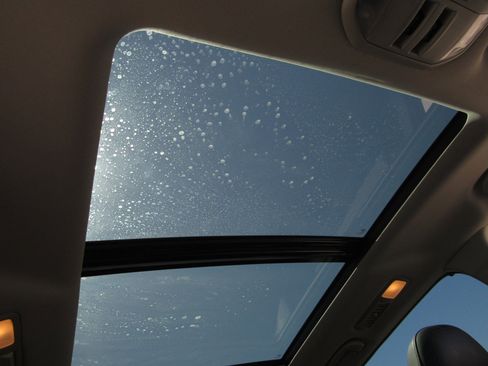 Used 2023 Subaru Ascent Touring image 8