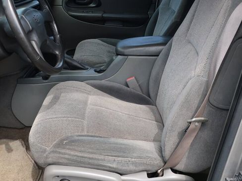 Used 2002 Chevrolet TrailBlazer LT image 15