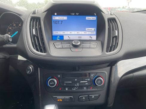 Used 2019 Ford Escape SE AWD/4WD image 25