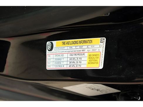 Used 2024 Buick Enclave Premium AWD/4WD image 38