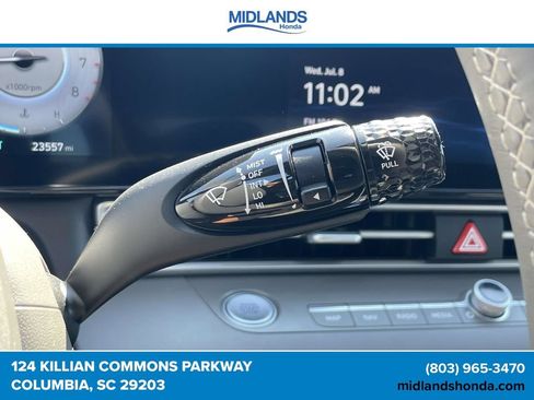 Used 2023 Hyundai Elantra SEL w/ Convenience Package FWD image 22