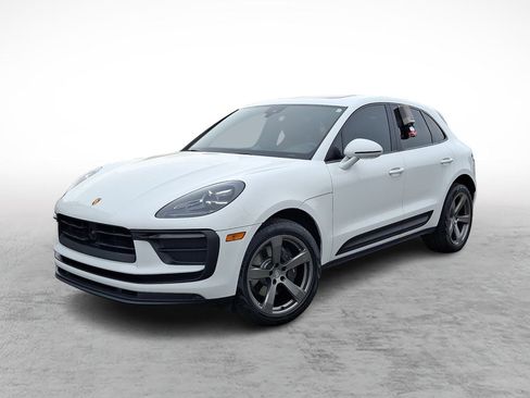 Used 2023 Porsche Macan AWD/4WD image 1