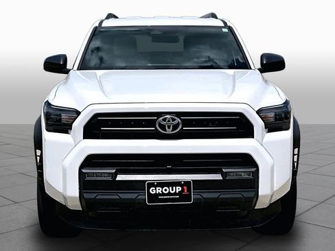 Used 2025 Toyota 4Runner SR5 image 4