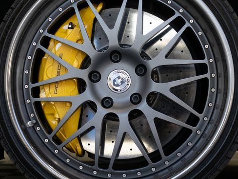 Used 2020 Porsche Taycan Turbo S image 11