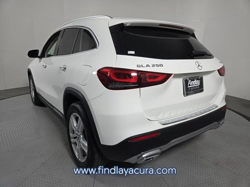 Used 2023 Mercedes-Benz GLA 250 4MATIC image 4